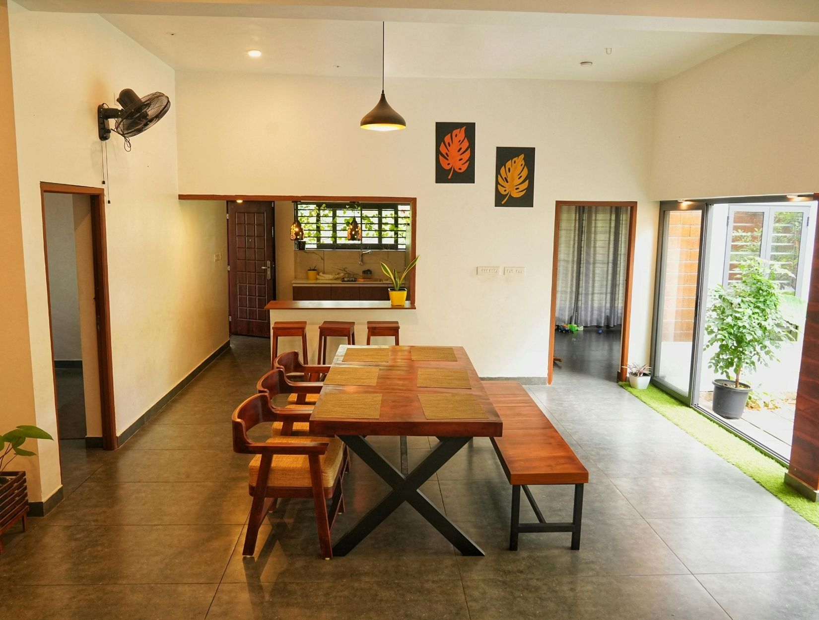 Where are move-out cleaning professionals in Paradise?